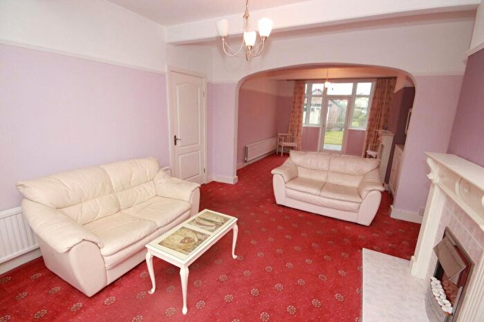 3 Bedroom End Of Terrace House For Sale In Burnley Road, Ainsdale, Merseyside, PR8