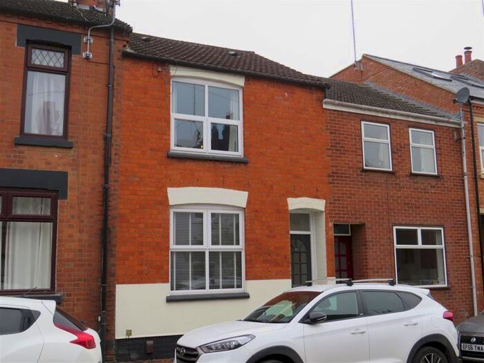 3 Bedroom Terraced House To Rent In Chaucer Street, Northampton, NN2