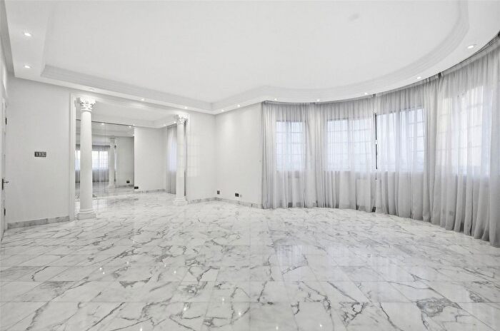 4 Bedroom Flat To Rent In Prince Albert Road, London, NW8