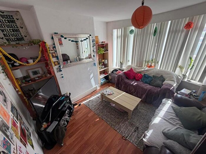 4 Bedroom House To Rent In Brentbridge Road, Manchester, M14