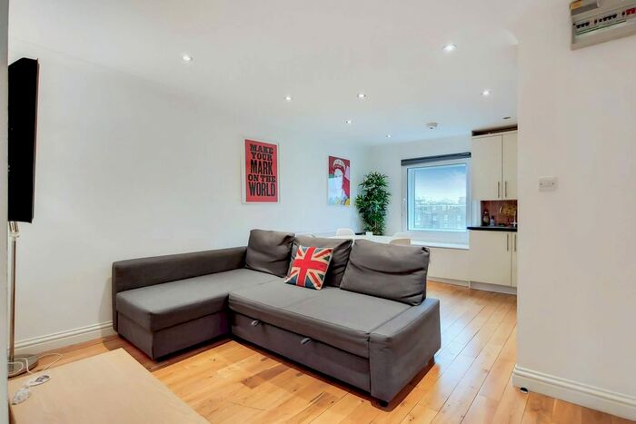 2 Bedroom Flat To Rent In .Hogarth Road, Earls Court, London, SW5