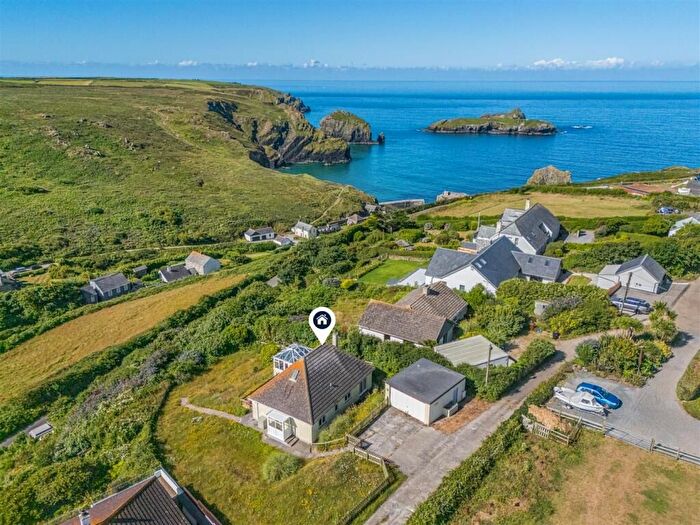 3 Bedroom Detached Bungalow For Sale In Coastal Home With Sea Views, Mullion Cove, TR12