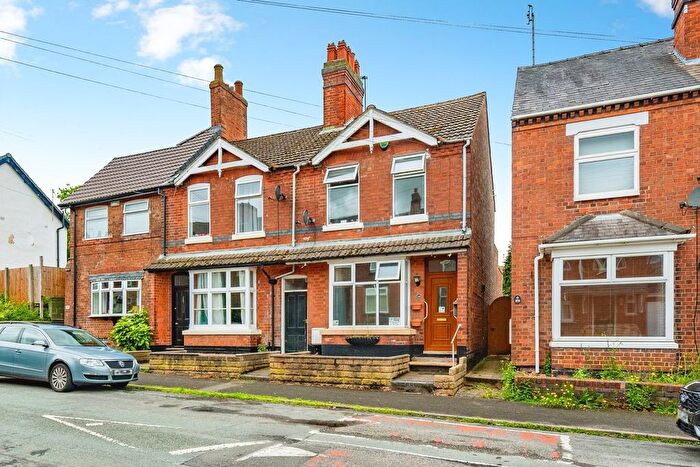 3 Bedroom Terraced House For Sale In High Bank Road, Burton-On-Trent, DE15