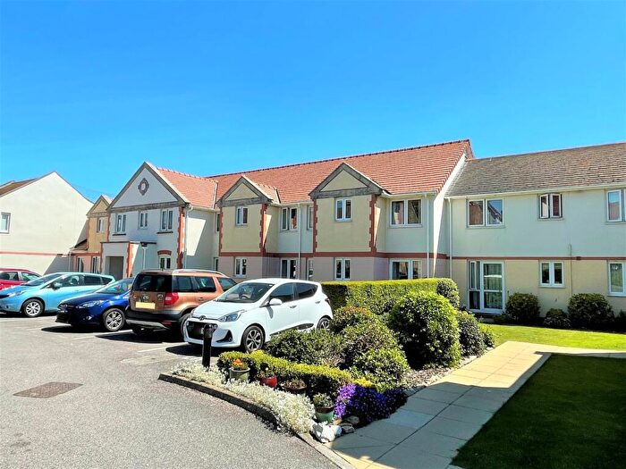 1 Bedroom Retirement Property For Sale In The Underfleet, Seaton, Devon, EX12