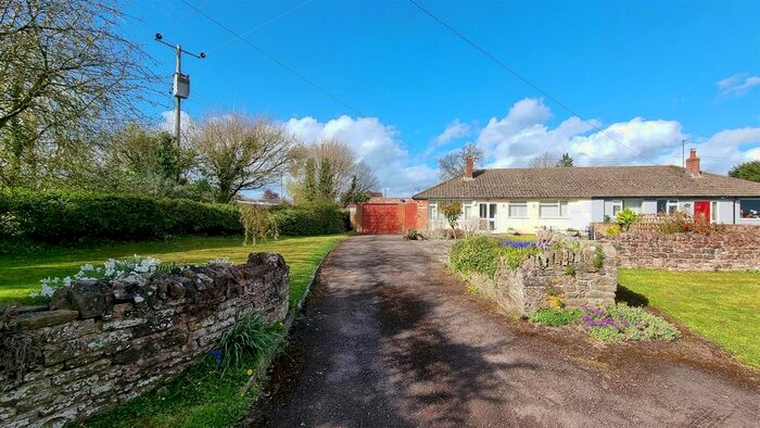 3 Bedroom Semi-Detached Bungalow For Sale In Stantway Lane, Westbury-On-Severn, GL14