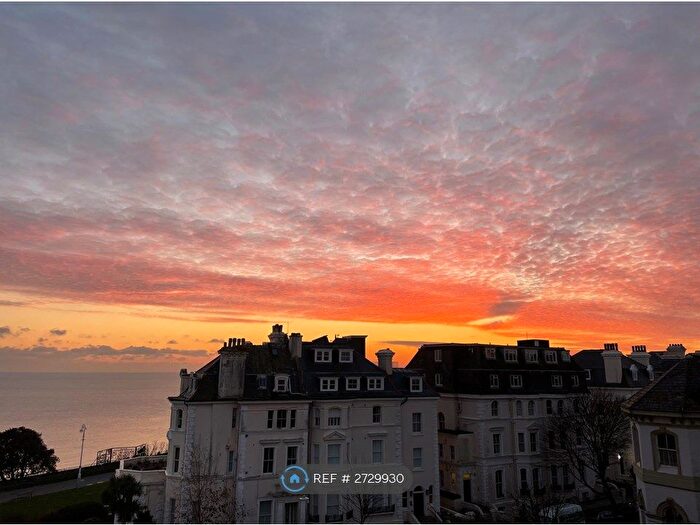 2 Bedroom Flat To Rent In Testwood Court, Folkestone, CT20