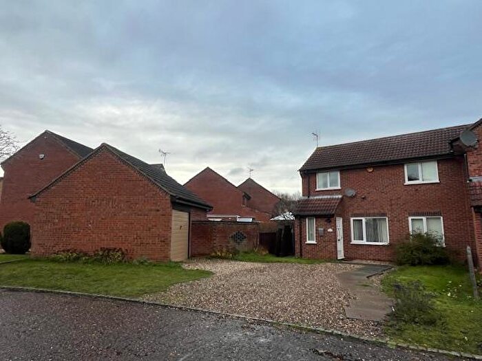 3 Bedroom House To Rent In Sevenacres, Orton Brimbles, Peterborough, PE2