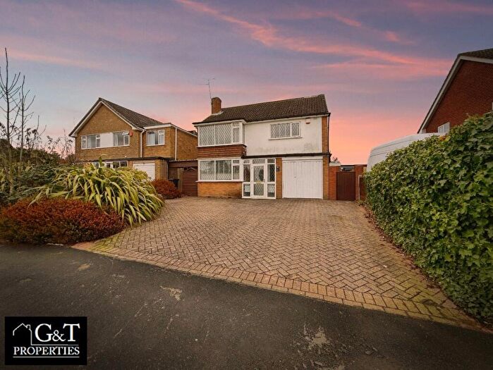4 Bedroom Detached House To Rent In Drew Road, Stourbridge, DY9