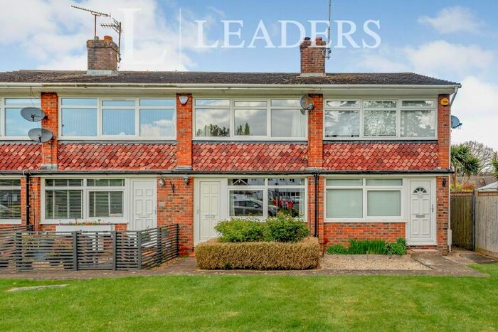 2 Bedroom Terraced House To Rent In Blackbridge Lane, Horsham, RH12