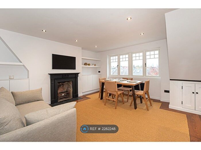1 Bedroom Flat To Rent In Albert Bridge Road, London, SW11
