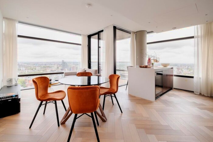 2 Bedroom Flat To Rent In Worship Street Principal Place, EC2A