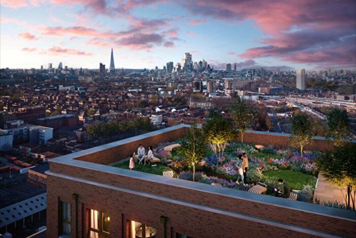 2 Bedroom Apartment To Rent In Bermondsey Heights, London, SE15