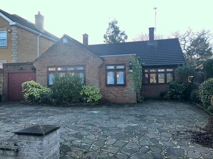 3 Bedroom Bungalow To Rent In Tomswood Road, Chigwell IG7