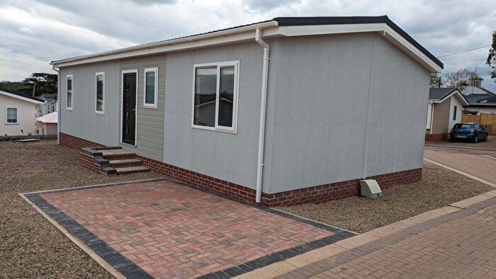 2 Bedroom Park Home For Sale In Saltmarshe Castle Residential Park, HR7