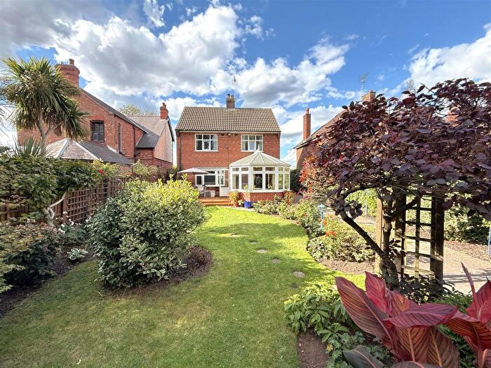 3 Bedroom Detached House For Sale In Nottingham Road, Lowdham, NG14