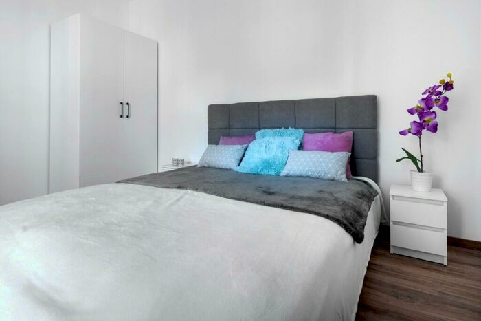 1 Bedroom Apartment For Sale In Liverpool City Apartment, Old Hall Street, L3