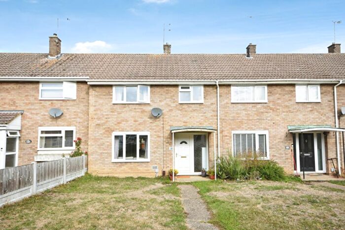 3 Bedroom Terraced House For Sale In Ingaway, Basildon, Essex, SS16