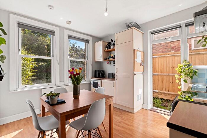 1 Bedroom Flat To Rent In Mersey Road, William Morris, E17