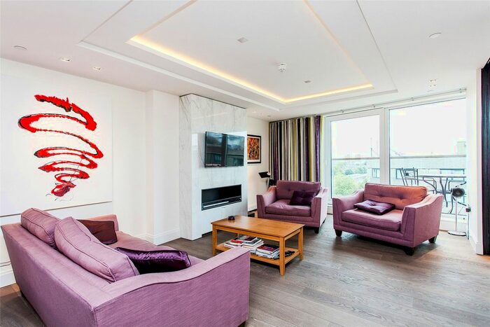 3 Bedroom Flat To Rent In Kensington High Street, London, W14