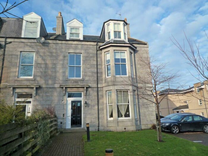 2 Bedroom Flat To Rent In Great Western Rd, Aberdeen, AB10