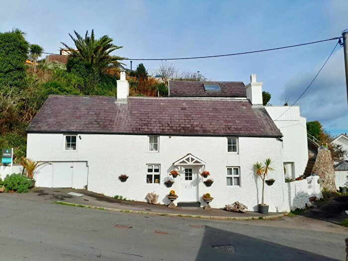 4 Bedroom Cottage For Sale In Port Eynon, Swansea, SA3