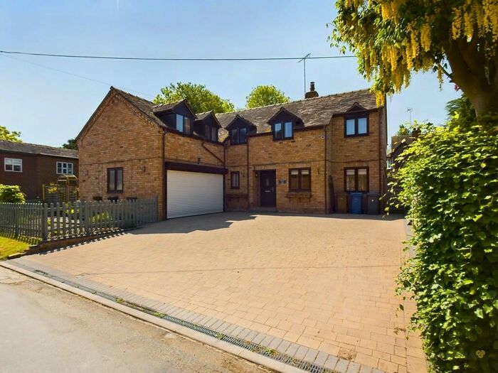 5 Bedroom Detached House For Sale In Church Lane, Marchington, ST14