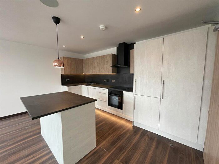 2 Bedroom Apartment To Rent In Cooper House, Silvester Street, Hull, HU1