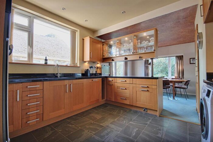 4 Bedroom Detached Bungalow For Sale In Southfield, Hessle, HU13