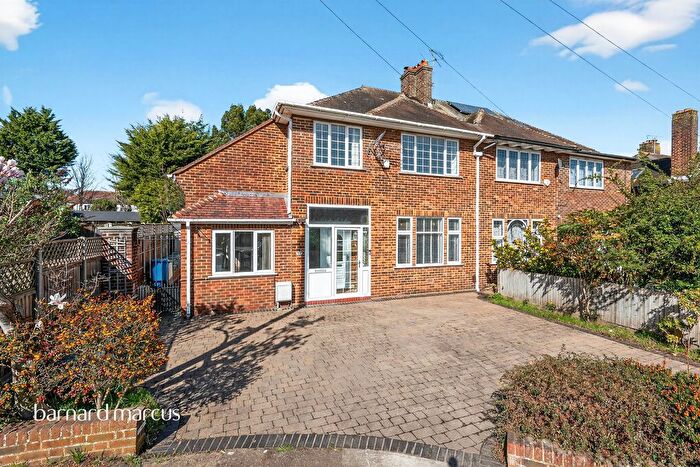 3 Bedroom Semi-Detached House For Sale In Rydal Gardens, London, SW15