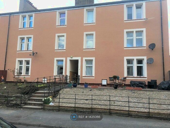 2 Bedroom Flat To Rent In Tullideph Street, Dundee, DD2