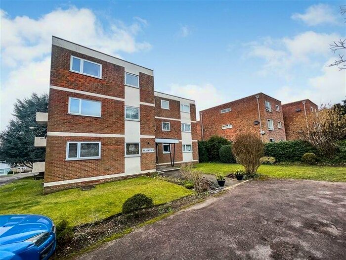 2 Bedroom Flat To Rent In Milton Road, Harpenden, AL5