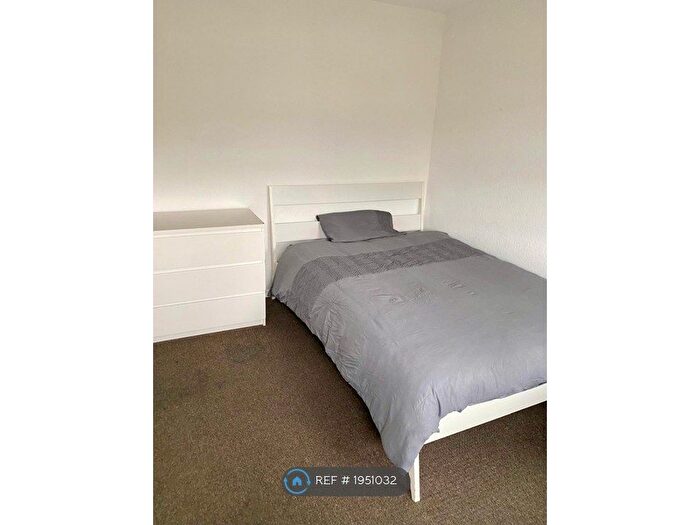 1 Bedroom Property To Rent In Stanley Wooster Way, Colchester, CO4