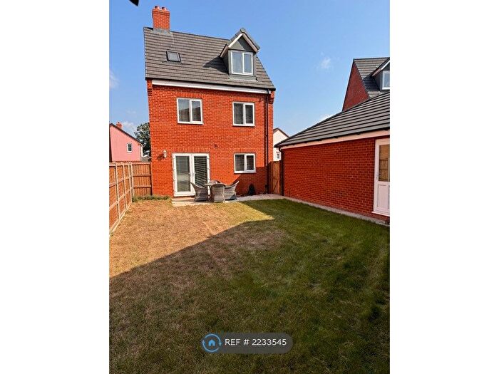4 Bedroom Detached House To Rent In Birchwood Road, Hellesdon, Norwich, NR6