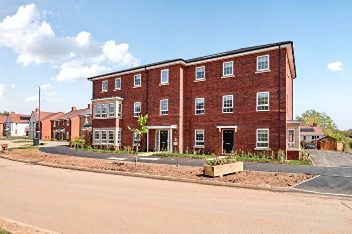 2 Bedroom Flat To Rent In Kingston Grange Drive, Upper Lighthorne, Leamington Spa, Warwickshire, CV33