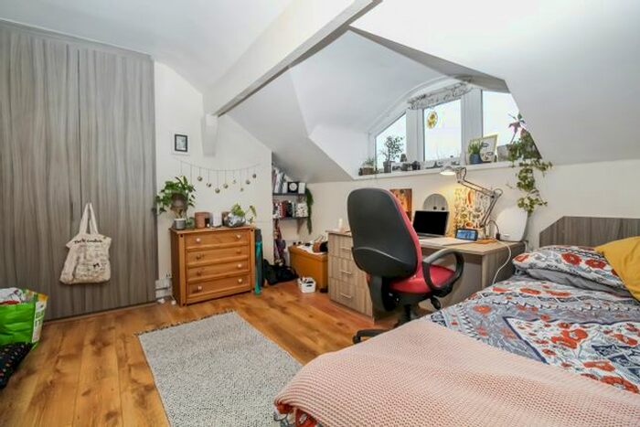 5 Bedroom Terraced House To Rent In Cardigan Lane, Burley, Leeds, LS4