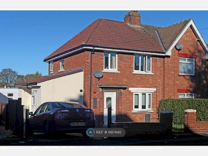 3 Bedroom Semi-Detached House To Rent In Rosedale Avenue, Consett, DH8