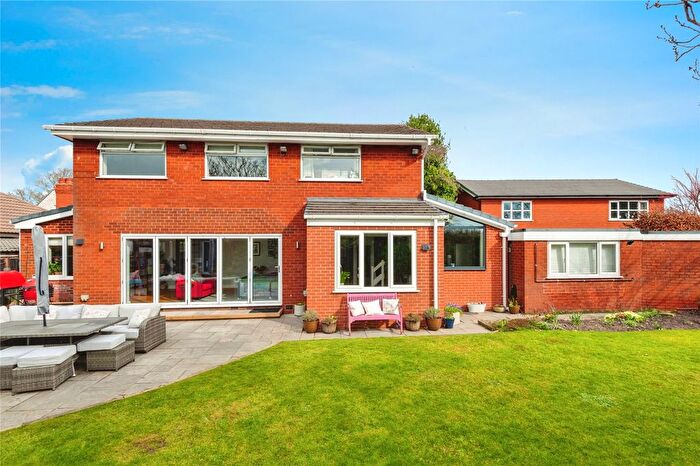4 Bedroom Detached House For Sale In Park Road, Runcorn, Cheshire, WA7