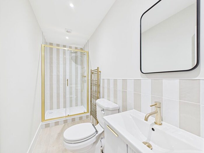 Studio To Rent In Montague Street, Worthing, BN11