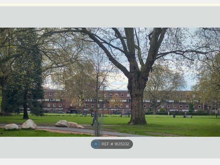 2 Bedroom Maisonette To Rent In Rochford Walk, London, E8