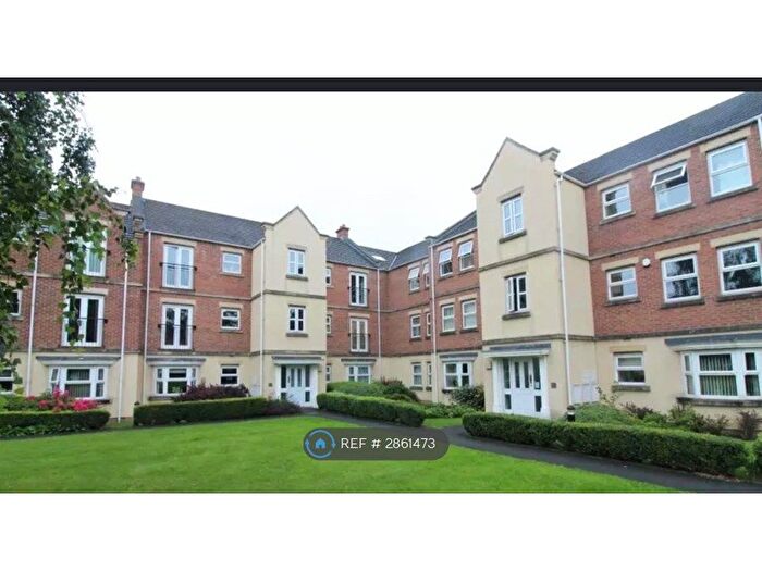 2 Bedroom Flat To Rent In Whitehall Croft, Leeds, LS12
