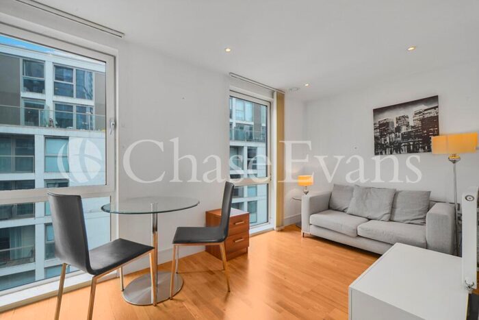 Flat To Rent In Indescon Square, Canary Wharf, London, E14