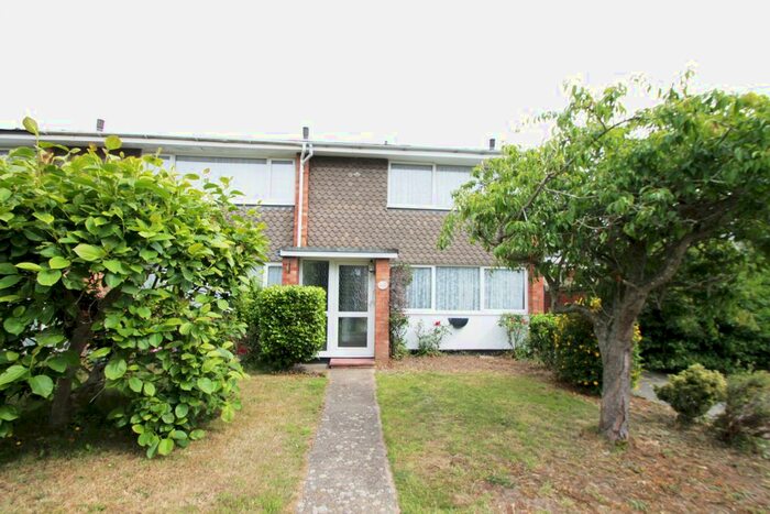 2 Bedroom End Of Terrace House To Rent In Dutton Way, Iver, SL0