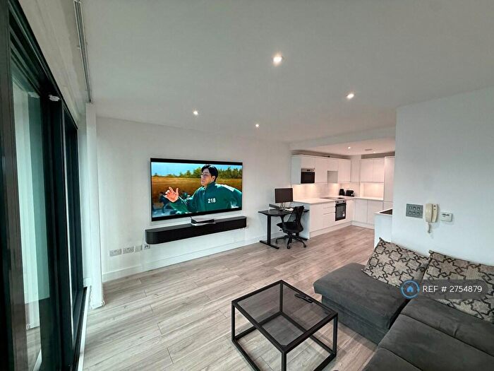 1 Bedroom Flat To Rent In Beetham Tower, Manchester, M3