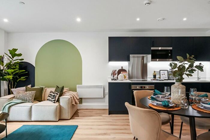 2 Bedroom Apartment To Rent In St Cecila Street, Leeds, LS2