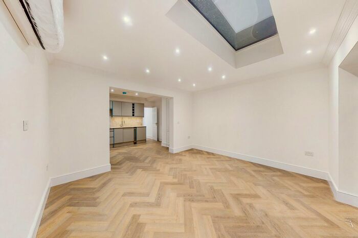 2 Bedroom Flat To Rent In Churchfield Road, Ealing, W13