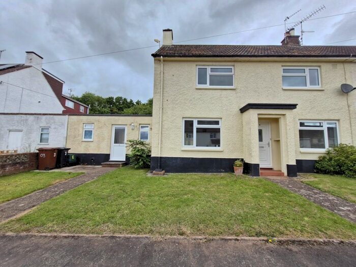 3 Bedroom Property To Rent In Russett Close, Uffculme, Cullompton, EX15