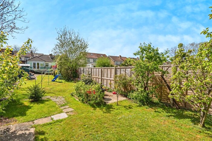 2 Bedroom Bungalow For Sale In Frances Road, Purbrook, Waterlooville, Hampshire, PO7