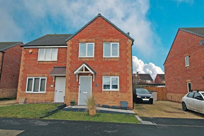 3 Bedroom Semi-Detached House To Rent In Malvins Road, Blyth, NE24