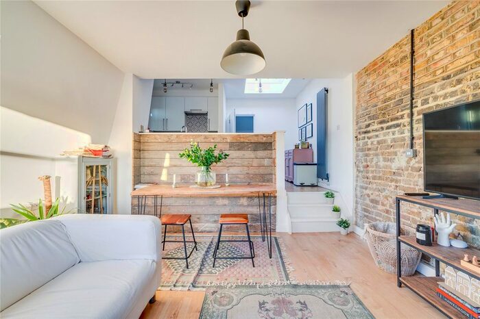 1 Bedroom Flat To Rent In Fulham Palace Road, Alphabet Streets, SW6