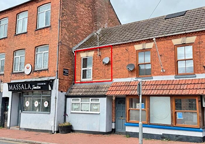 1 Bedroom Flat To Rent In Station Road, Desborough, Kettering, NN14